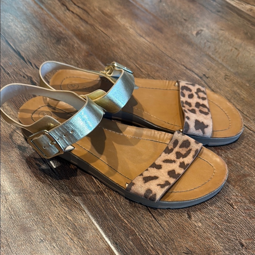 Cat & Jack Leopard Print Metallic Gold Ankle Buckle Sandals